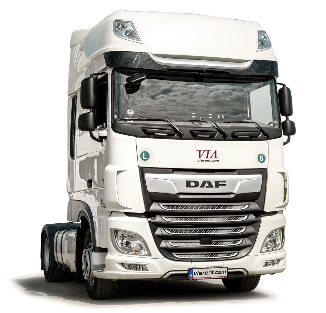 Štandardný ťahač DAF XF 480 prenájom